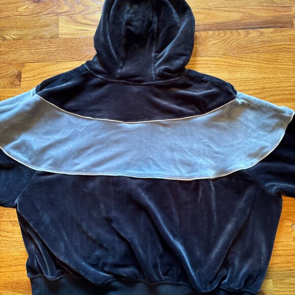 Nike Velour Cropped Hoodie - Picture 2 of 3